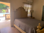 Load image into Gallery viewer, Vacation Villas Runaway Bay 2 Bedroom 2 Bathroom  Pool View
