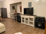 Load image into Gallery viewer, Vacation Villas Runaway Bay,2 Bedroom and 2 Bathroom
